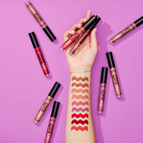 ESSENCE BARRA DE LABIOS LIQUIDA 8H MATTE 2.5ML